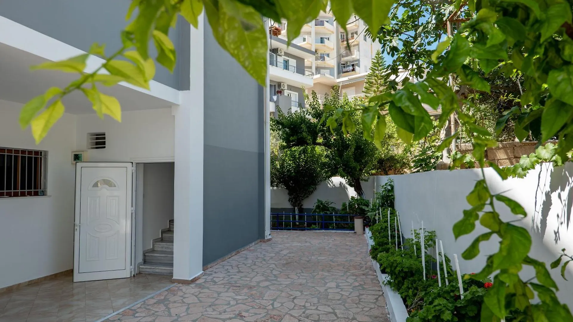 *** Hotel Hoteleks Inn & Suites Sarandë Albania